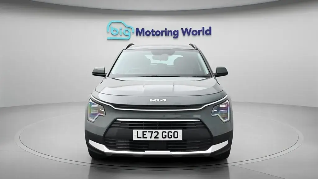 Begagnad Kia Niro 139 HK (102 kW) 2023 Grön SUV