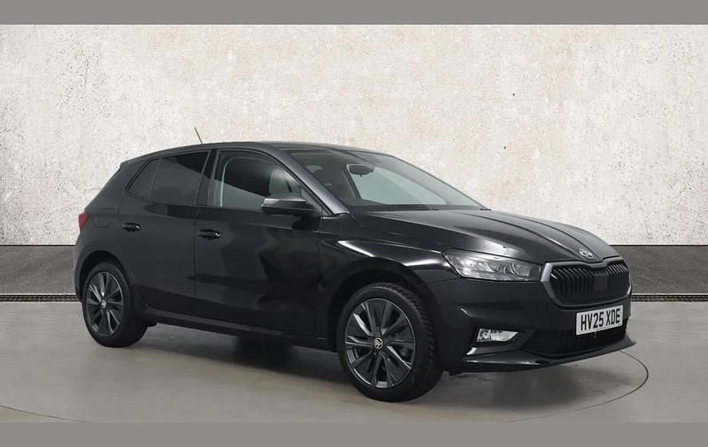 Used Skoda Fabia Colour Edition 113 HP (83 kW) 2025 Black Hatchback