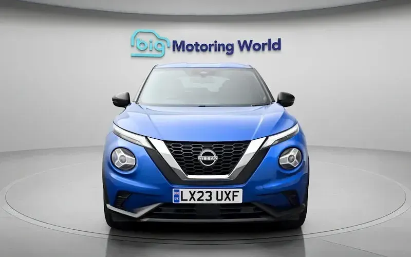 Used Nissan Juke N-Connecta 114 HP (83 kW) 2023 Blue SUV