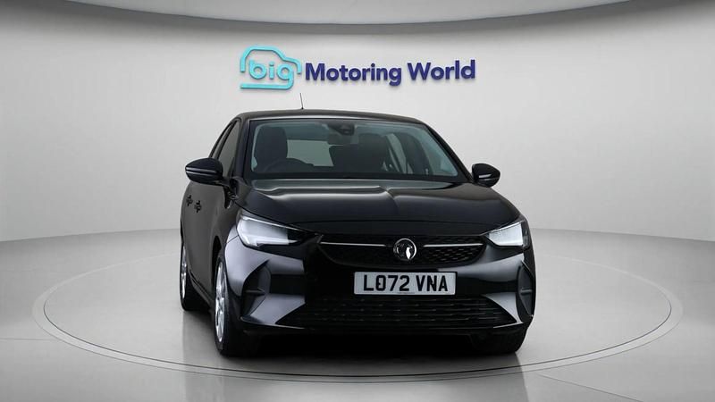 Used Vauxhall Corsa Design Edition 75 HP (55 kW) 2022 Black Hatchback