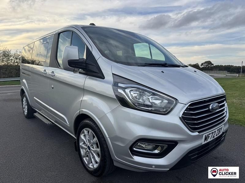 Used Ford Tourneo Custom Titanium 130 HP (95 kW) 2022 Silver Van
