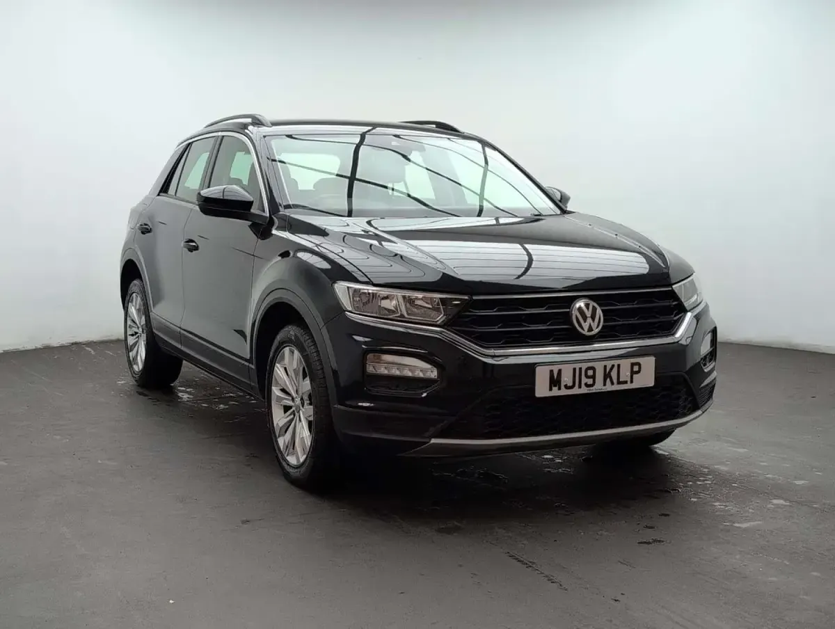 Used VW T-Roc SE 115 HP (84 kW) 2019 Black SUV