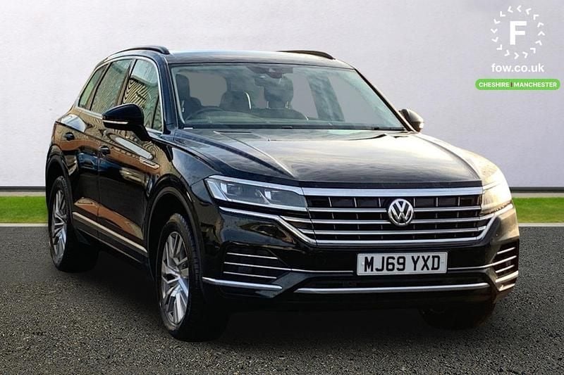 Black Used 2019 VW Touareg SEL SUV | £23,499 (Fair price) - Image 1/3