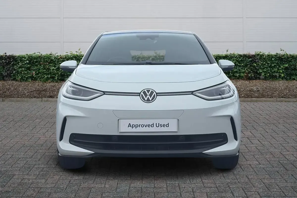 Used VW ID.3 Pro 150 kW (204 HP) 2024 White Hatchback