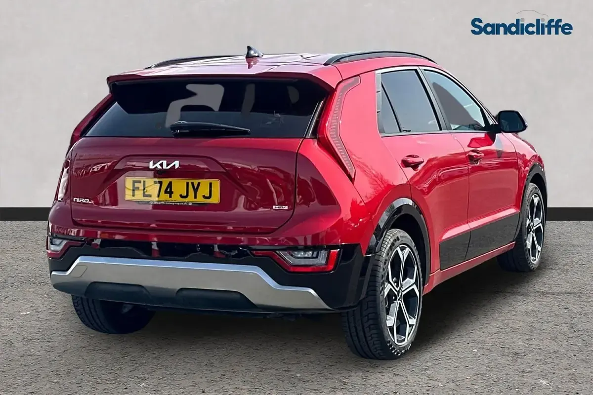 Used Kia Niro 139 HP (102 kW) 2024 Red SUV