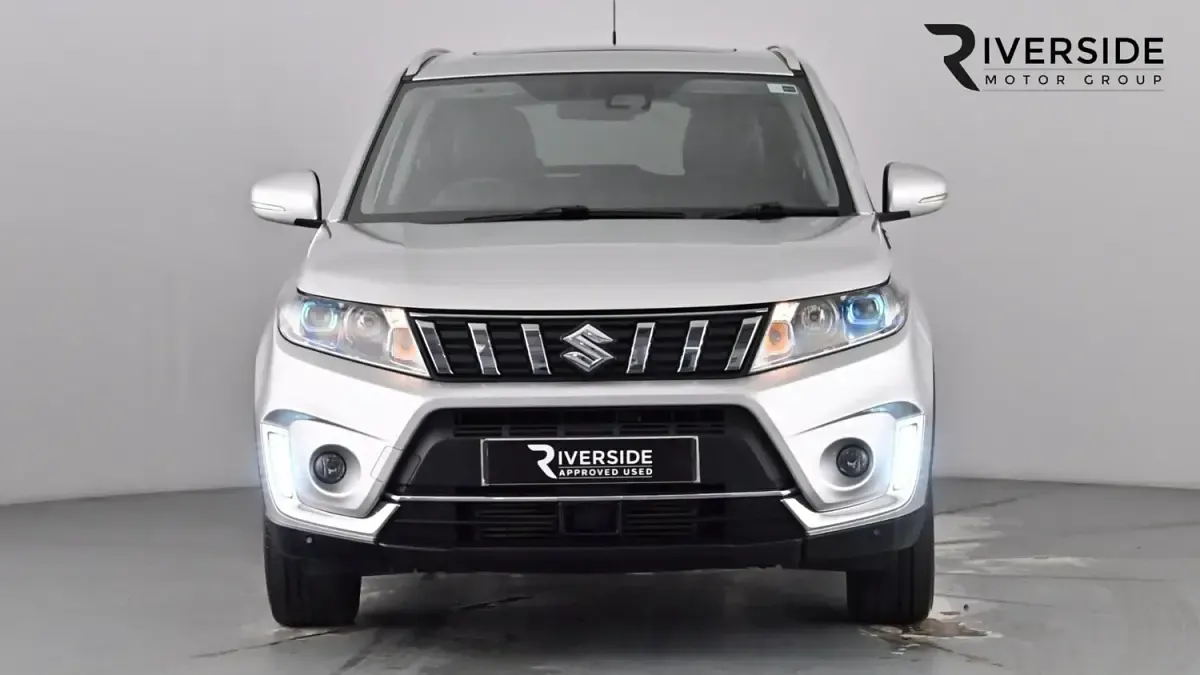 Second-hand Suzuki Vitara SZ5 140 CP (102 kW) 2020 Argintiu SUV