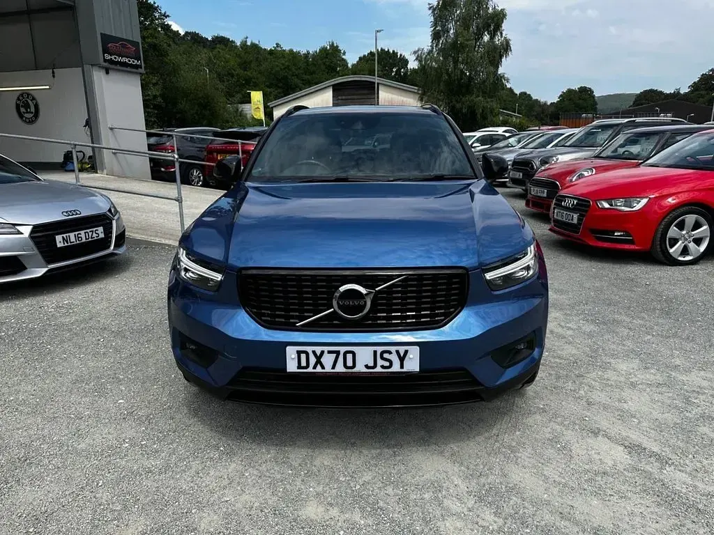 Used Volvo XC40 R-Design 150 HP (110 kW) 2020 Blue SUV