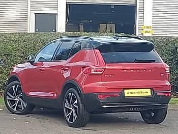 Used Volvo XC40 R-Design Pro 163 HP (119 kW) 2020 Red SUV