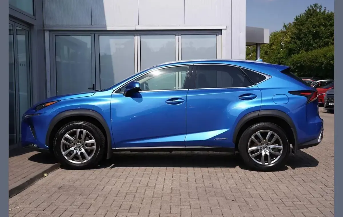 Used Lexus NX300h 194 HP (142 kW) 2020 Blue SUV