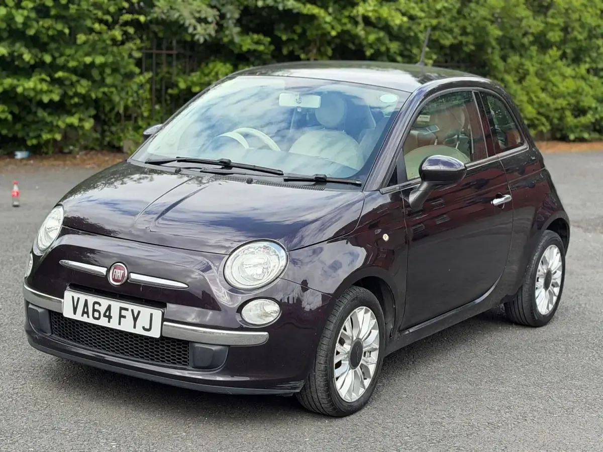 Used Fiat 500 Lounge 69 HP (50 kW) 2014 Mauve/purple Hatchback