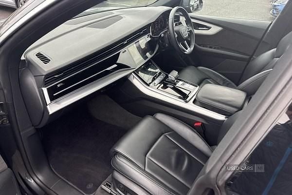 Used Audi Q8 S-Line 286 HP (210 kW) 2022 Grey SUV