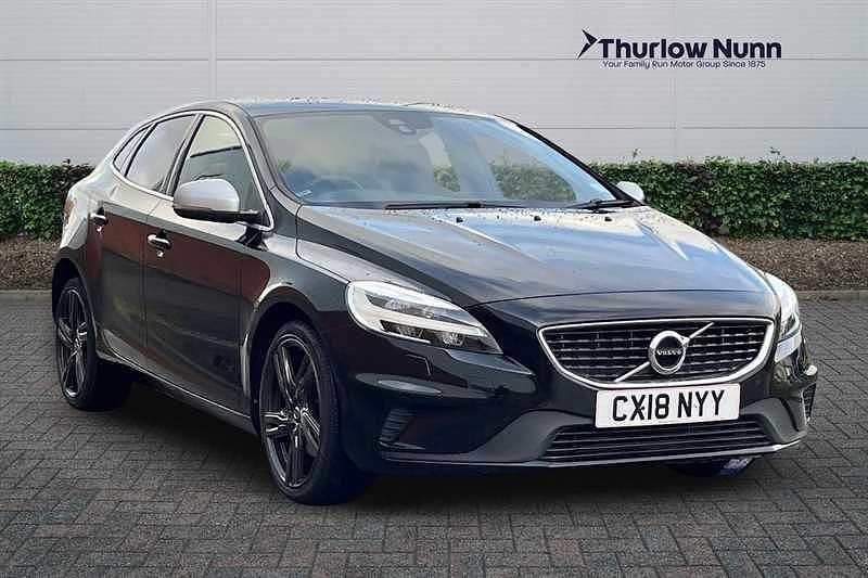 Used Volvo V40 R-Design Pro 122 HP (89 kW) 2018 Black Hatchback