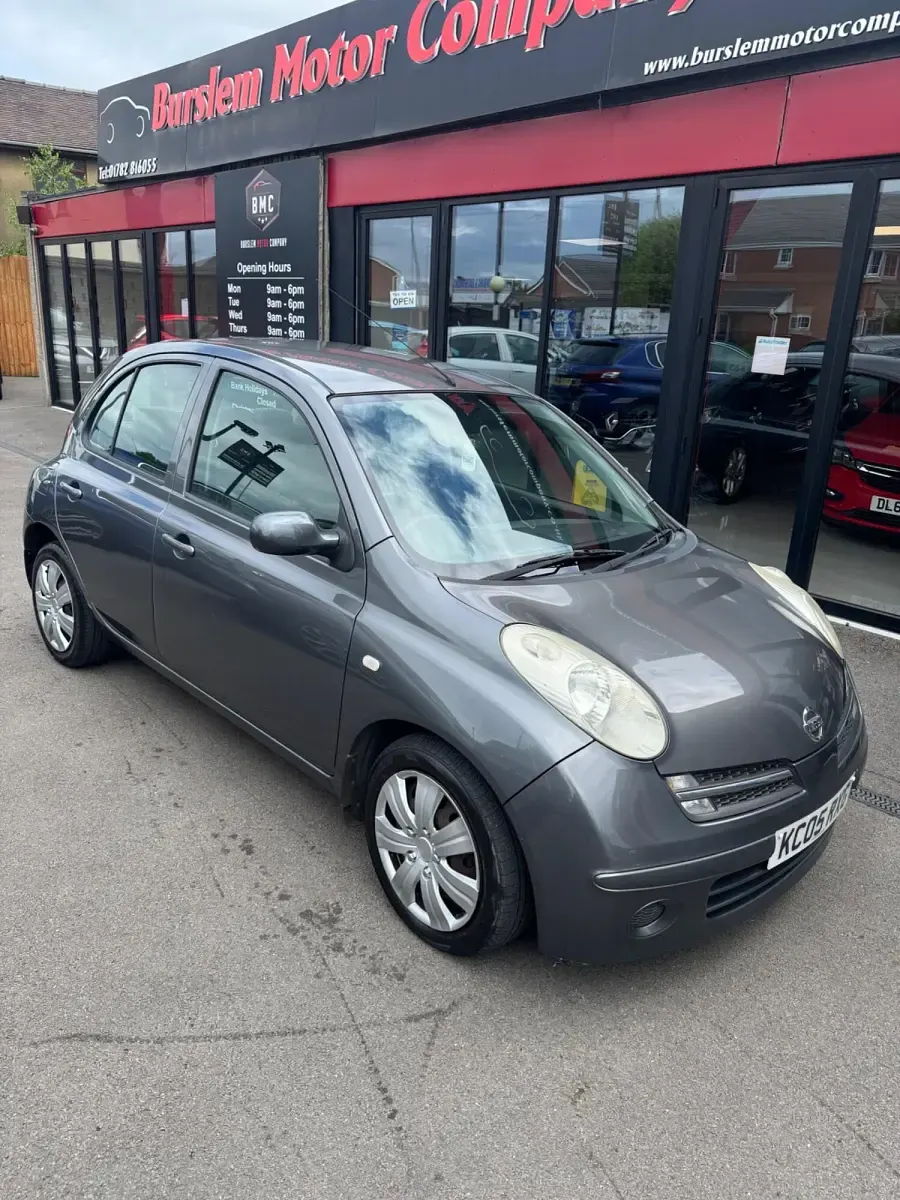 Used Nissan Micra SE 80 HP (58 kW) 2005 Grey Hatchback