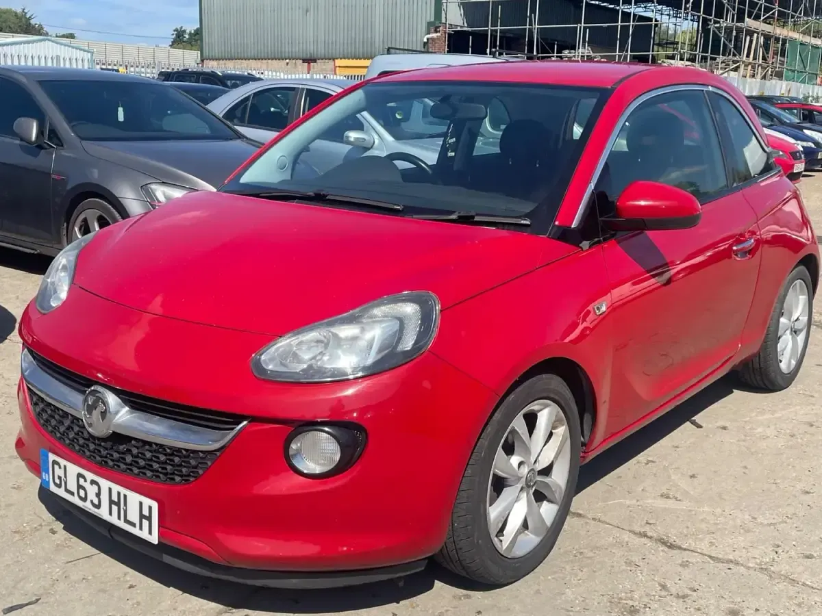 Second-hand Vauxhall Adam Jam 2014 Roșu Hatchback