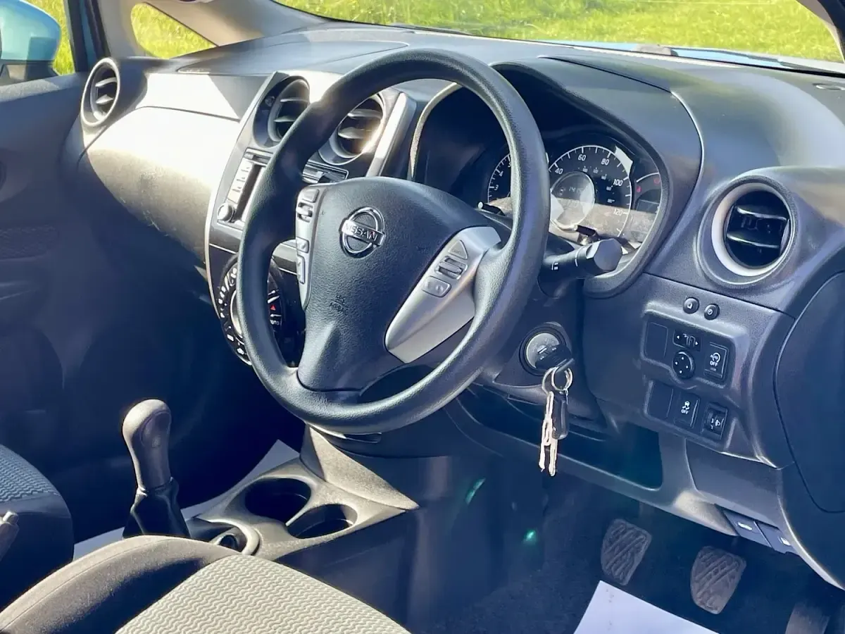 Used Nissan Note Acenta Premium 2013 Blue Hatchback
