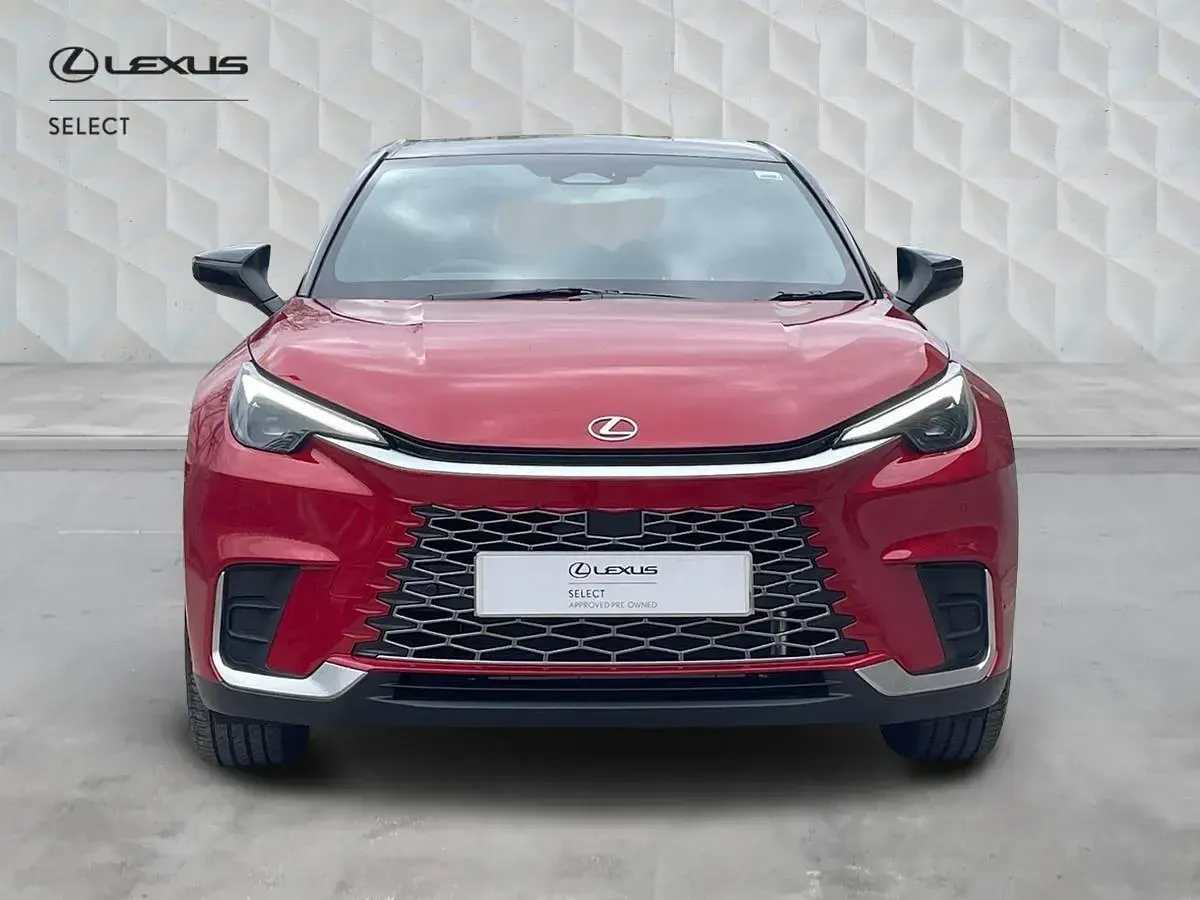 New Lexus LBX 136 HP (100 kW) 2026 Red/black SUV