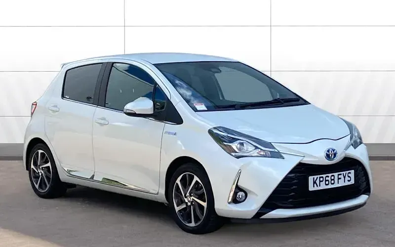Used Toyota Yaris 101 HP (74 kW) 2020 Hatchback