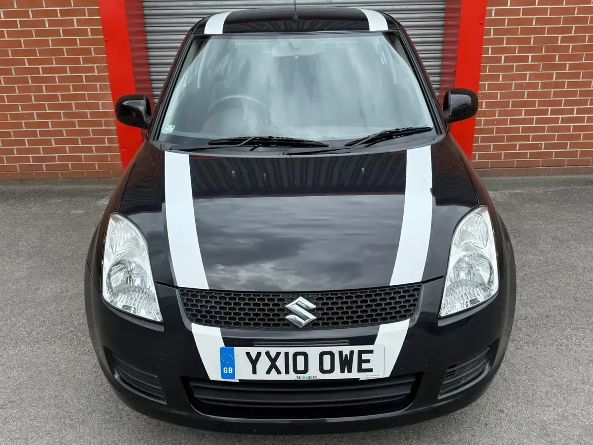 Used Suzuki Swift 92 HP (67 kW) 2010 Black Hatchback