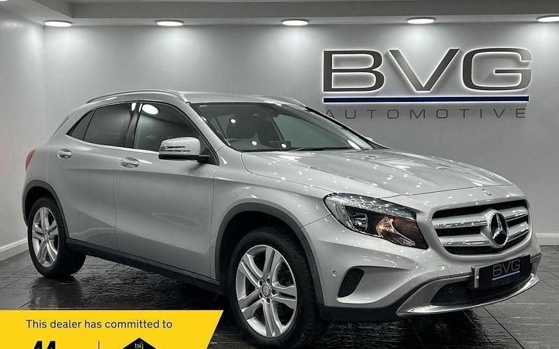 Silver Used 2016 Mercedes GLA200 Executive SUV | £11,494 (Fair price) - Image 1/3