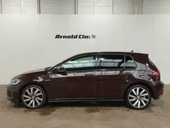 Usado VW Golf VII Advance 204 HP (150 kW) 2018 Preto Citadino