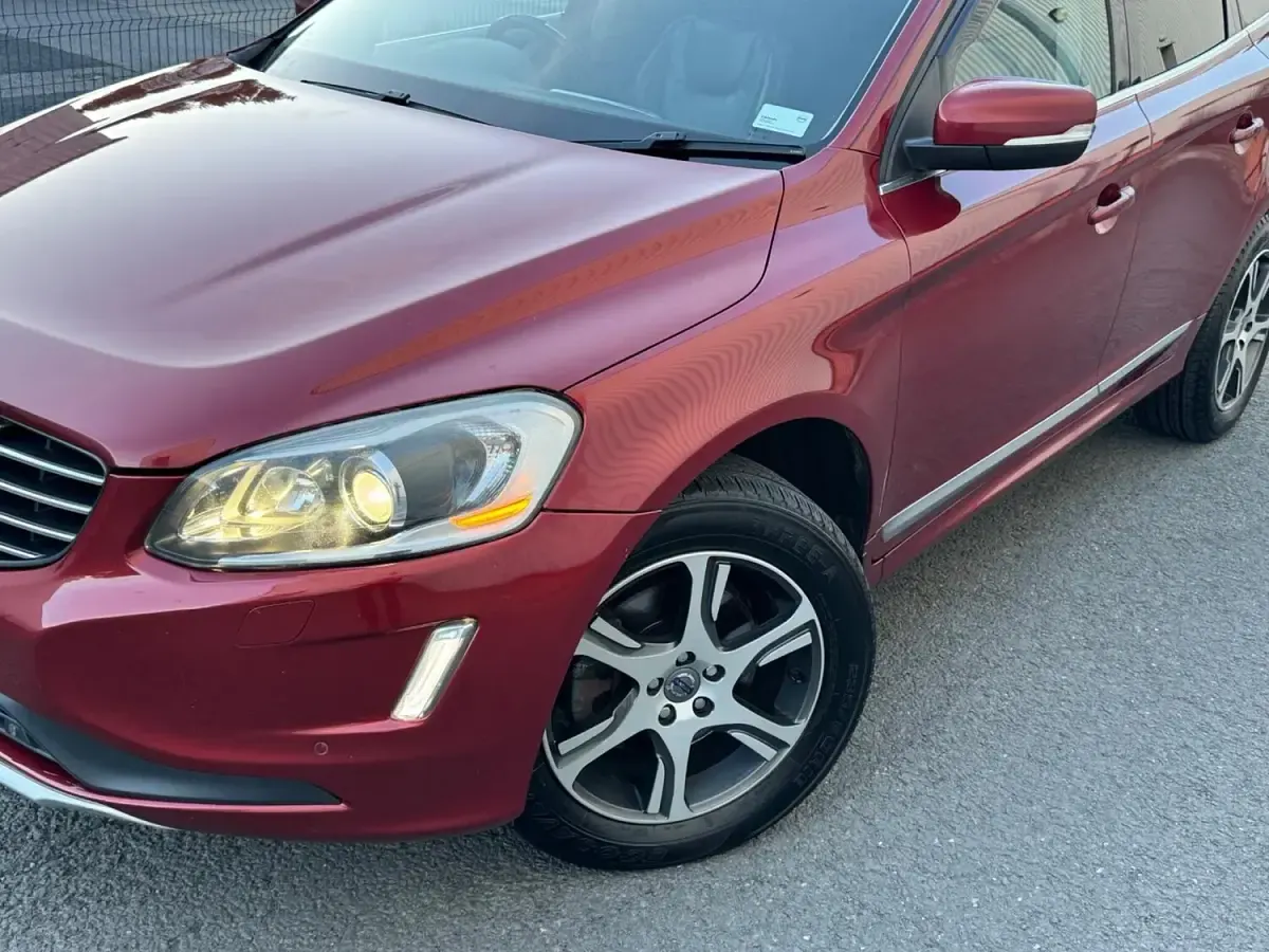 Used Volvo XC60 SE Lux 215 HP (158 kW) 2013 Red SUV