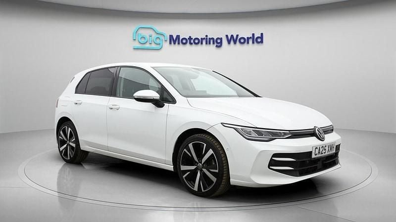 Used VW Golf VIII Comfortline 115 HP (84 kW) 2025 White Hatchback
