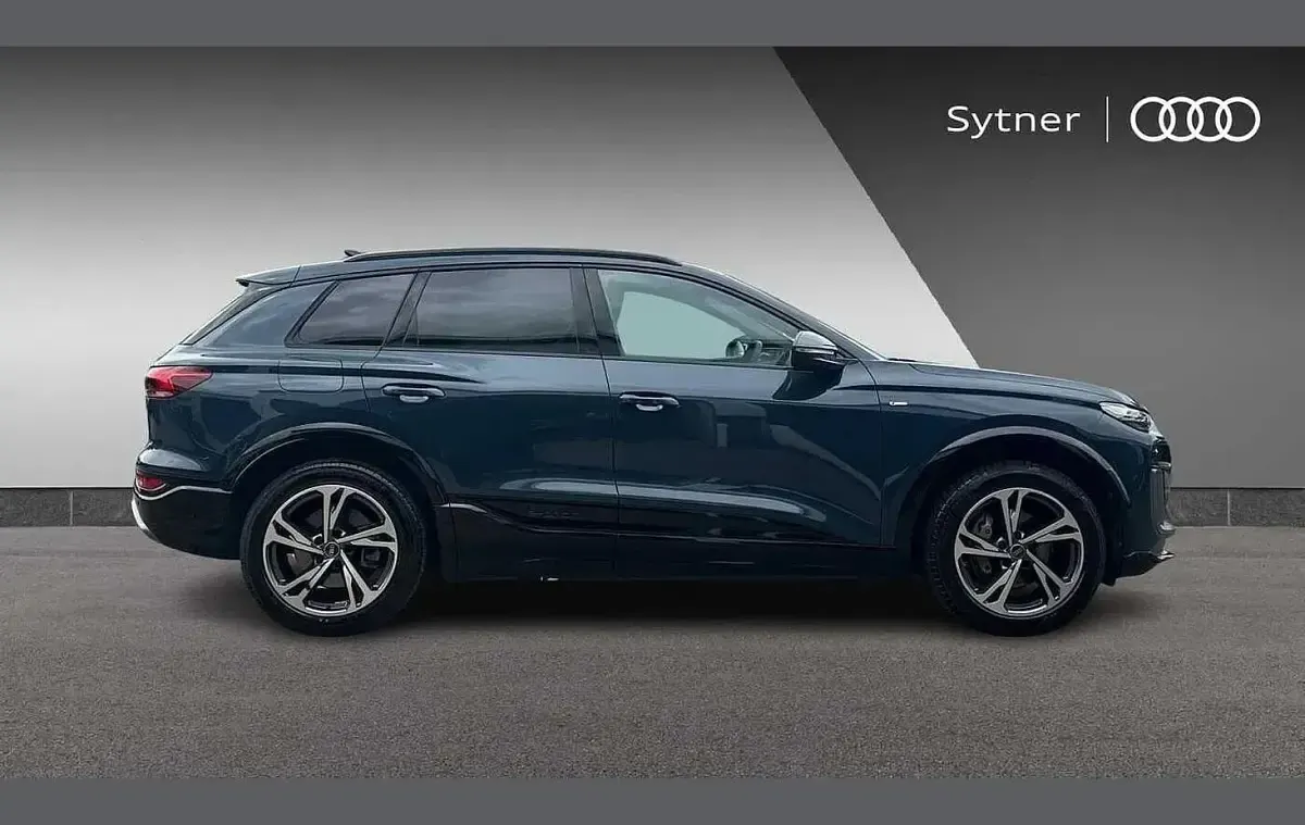 Used Audi Q6 e-tron S-Line 284 kW (387 HP) 2025 Blue SUV