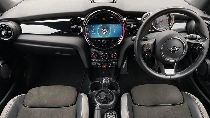 Used Mini John Cooper Works Hatch 228 HP (167 kW) 2022 Green Hatchback