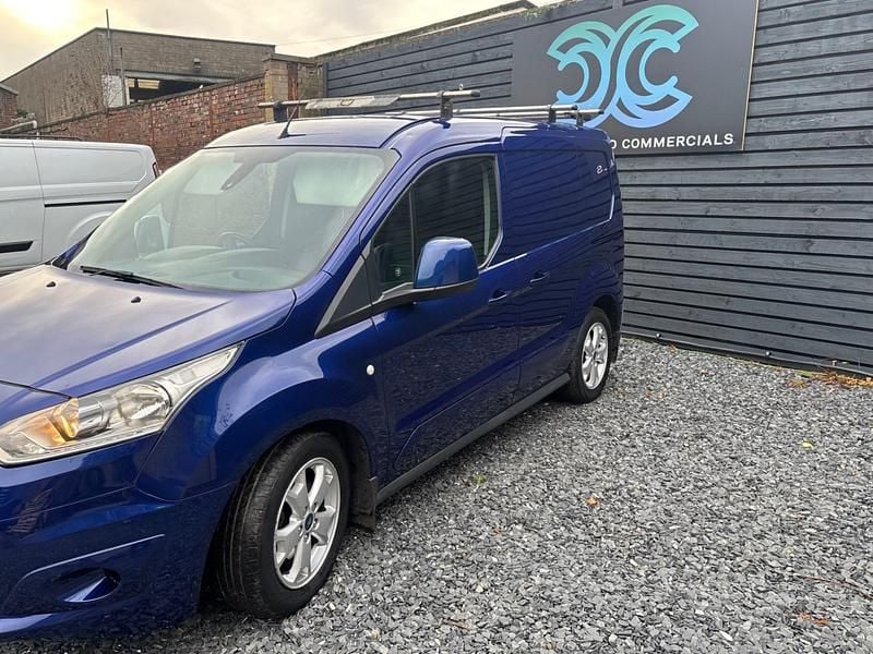 Used Ford Transit Connect Limited 120 HP (88 kW) 2017 Blue MPV