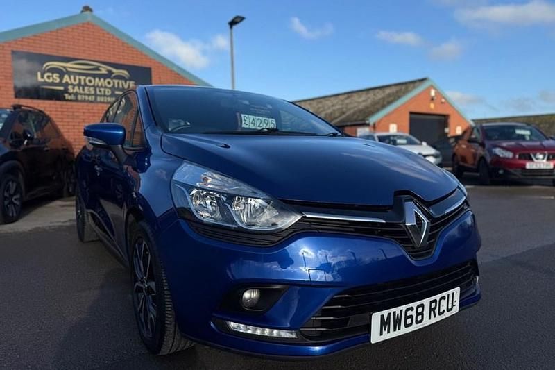Blue Used 2018 Renault Clio IV Play Hatchback | £4,295 (Good price) - Image 1/1