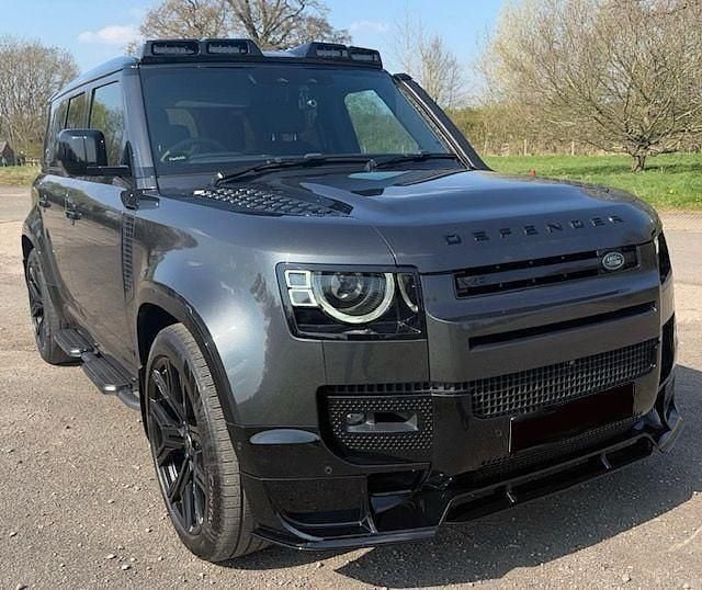 Grey Used 2021 Land Rover Defender S SUV | £72,950 (Good price) - Image 1/4