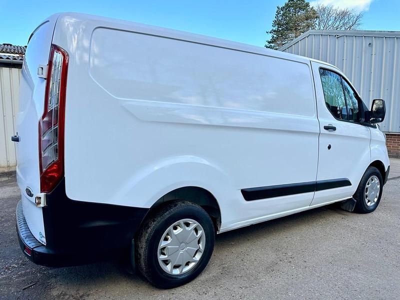 Used Ford Transit Custom S 105 HP (77 kW) 2021 White Van