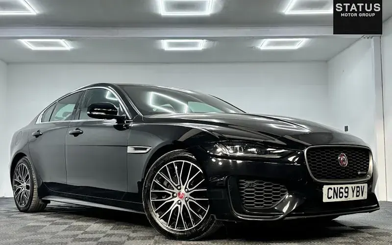 Used Jaguar XE R-Dynamic 250 HP (183 kW) 2019 Sedan