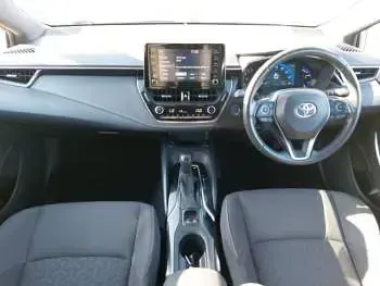 Usado Toyota Corolla 122 CV (89 kW) 2021 Gris Utilitario