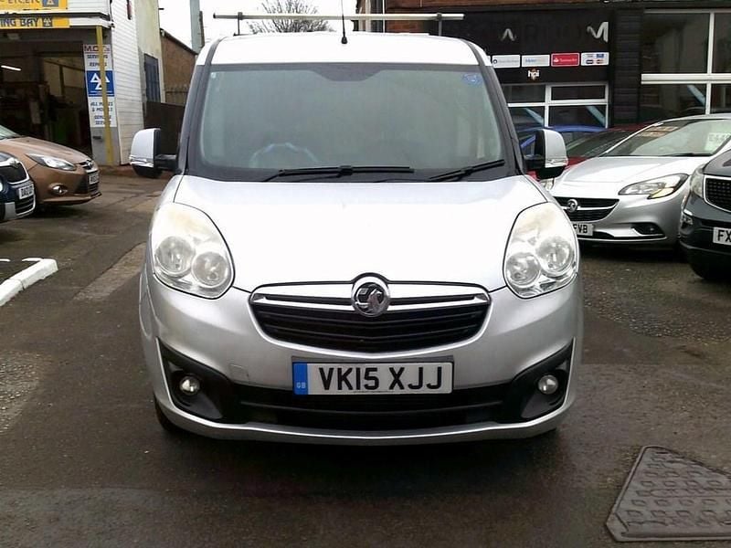 Silver Used 2015 Vauxhall Combo Sportive MPV | £3,495 (Fair price) - Image 1/4