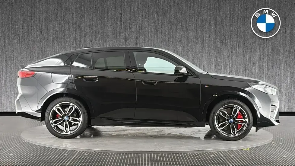 Used BMW iX2 M Sport 227 kW (309 HP) 2024 Black SUV