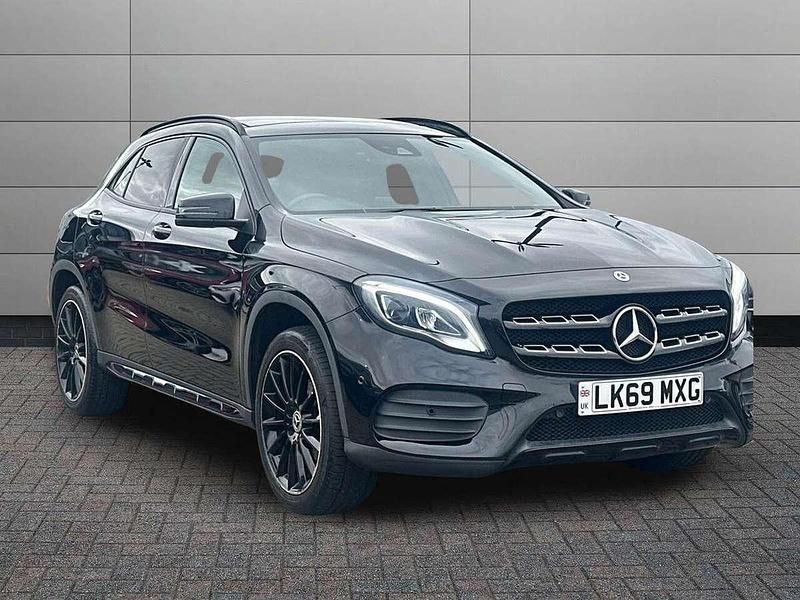 Cosmos black Used 2019 Mercedes GLA200 AMG line SUV | £19,495 (A bit pricey) - Image 1/4