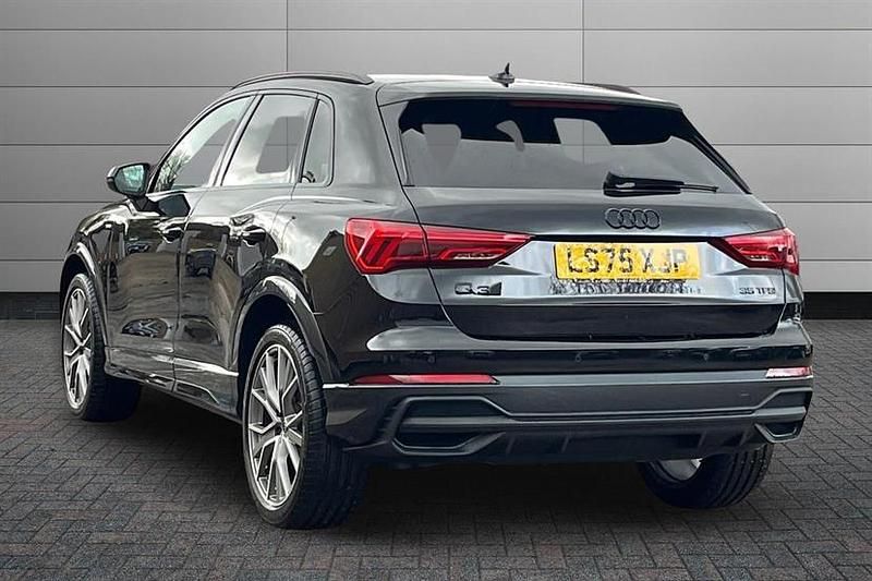 New Audi Q3 Black Edition 150 HP (110 kW) 2025 Mythos black SUV