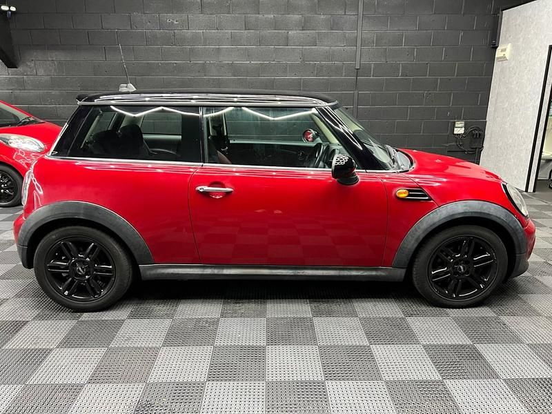 Used Mini Cooper Hatch 2011 Red Hatchback