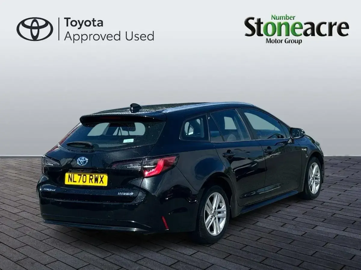 Used Toyota Corolla 122 HP (89 kW) 2020 Black Estate