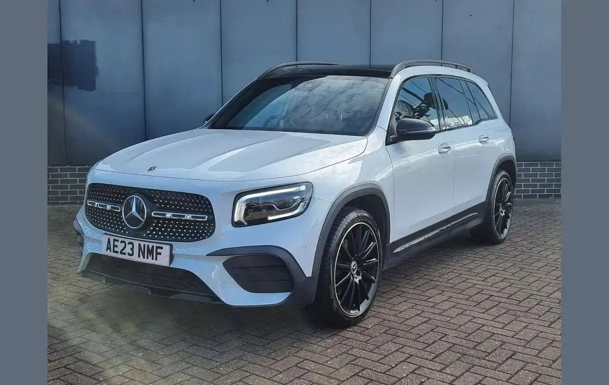 Second-hand Mercedes GLB200 AMG Line Premium Plus 161 CP (118 kW) 2023 Alb SUV
