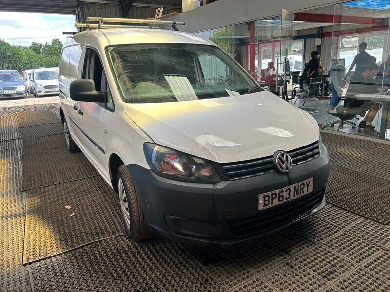 White Used 2014 VW Caddy Maxi Startline MPV | £3,995 - Image 1/4