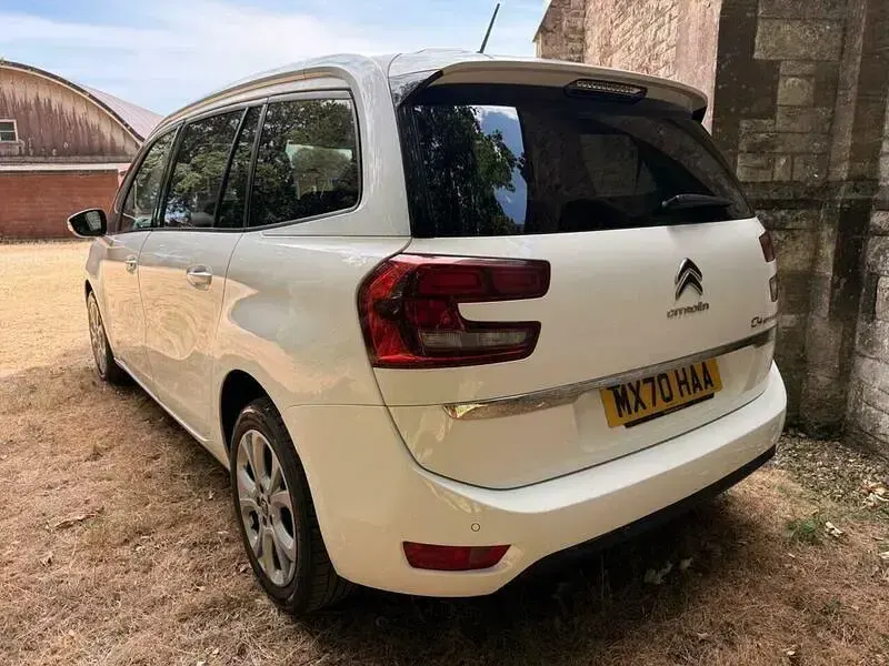 Used Citroën Grand C4 Picasso Feel 130 HP (95 kW) 2020 White MPV