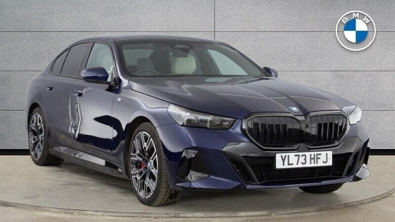 Blue Used 2023 BMW 550e M Sport | £58,500 - Image 1/4