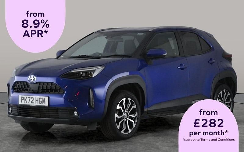 Used 2025 Toyota Yaris Hybrid Design Estate | £19,167 (Super price) - Image 1/3