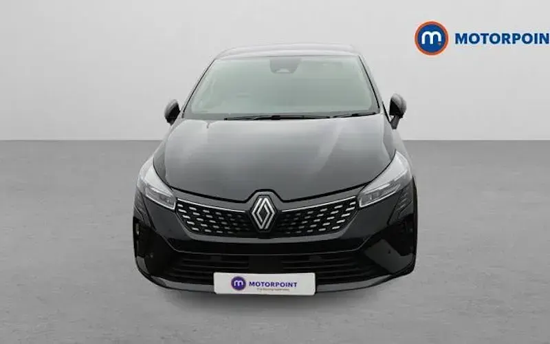 Used Renault Clio Techno 90 HP (66 kW) 2025 Hatchback