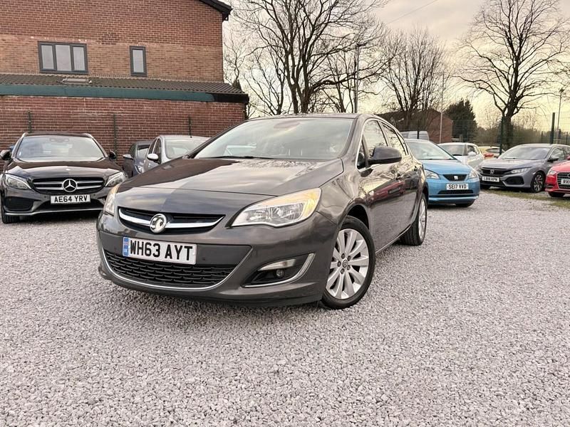 Used Vauxhall Astra Elite 2014 Grey Hatchback