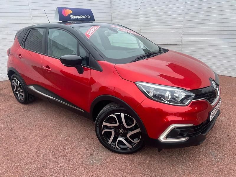 Used Renault Captur Iconic 2019 Red/black SUV