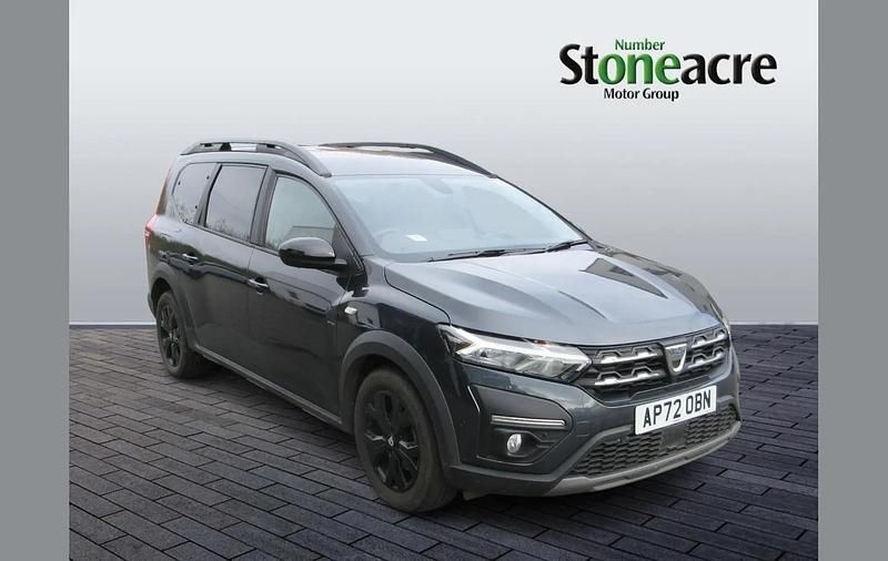 Used Dacia Jogger Extreme 110 HP (80 kW) 2023 Grey MPV