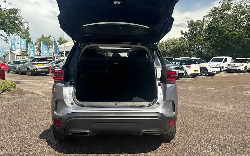 Used Citroën C5 224 HP (164 kW) 2024 Hatchback
